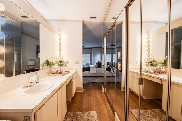 555 LAKE HOLLINGSWORTH DRIVE, Lakeland, FL 33803