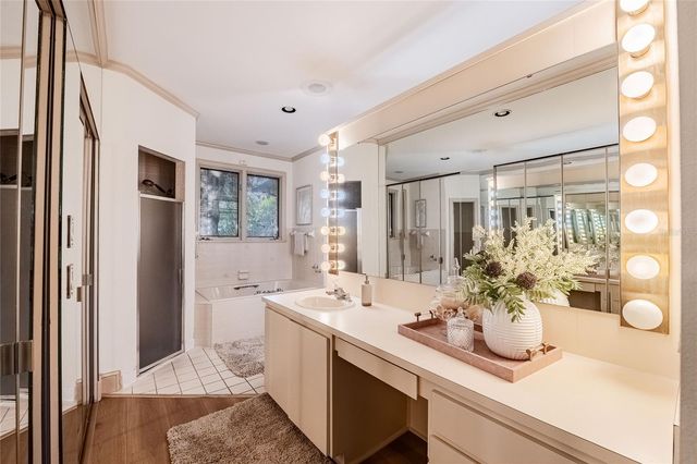 555 LAKE HOLLINGSWORTH DRIVE, Lakeland, FL 33803