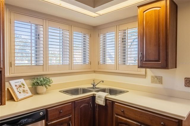 555 LAKE HOLLINGSWORTH DRIVE, Lakeland, FL 33803