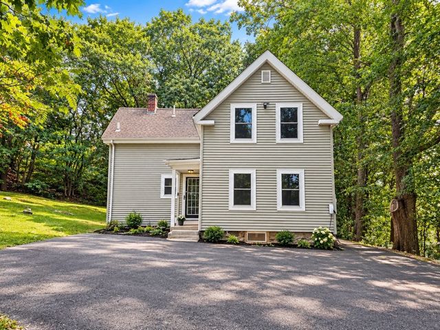 39 Van Buren St 39, Canton, MA 02021