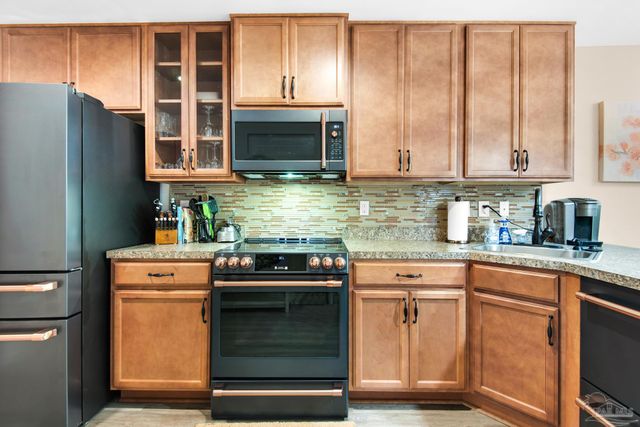 323 N Reus St, Pensacola, FL 32501