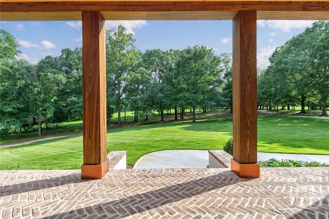 1321 Garrett Road, Statham, GA 30666