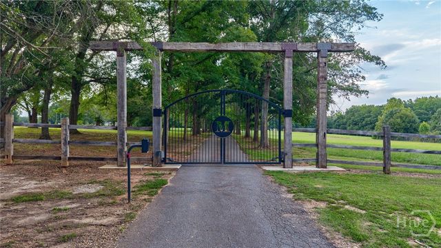 1321 Garrett Road, Statham, GA 30666