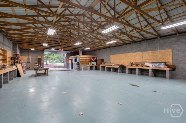 1321 Garrett Road, Statham, GA 30666