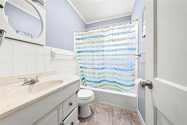 1705 E Calhoun Street, Anderson, SC 29621