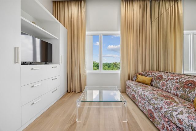 4500 Roland Avenue 701, Highland Park, TX 75219