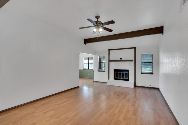 132 Prairie View Lane, Red Oak, TX 75154