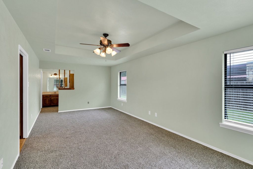 property-img