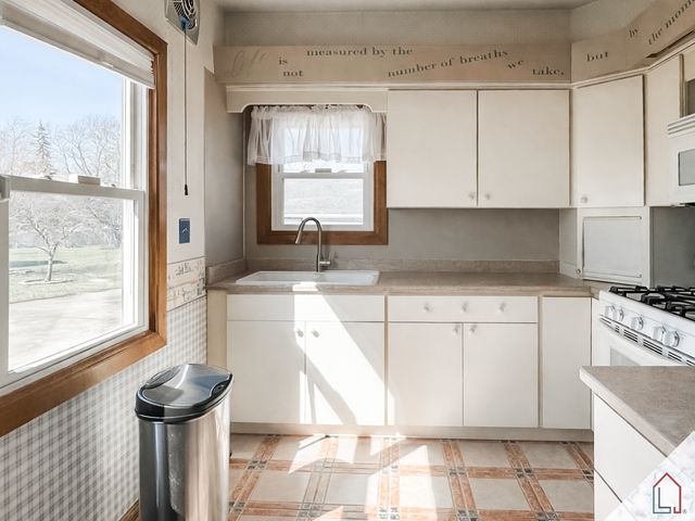 630 E 170th Street, South Holland, IL 60473