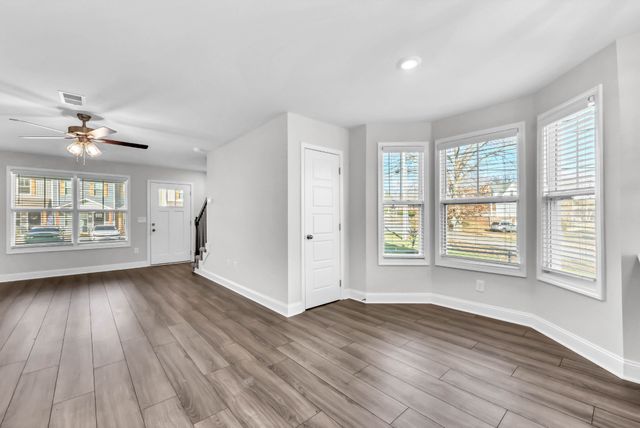 109 Quarry Point Dr, Clarksville, TN 37043