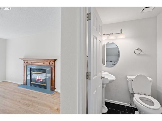 6760 Sw 177TH Pl, Beaverton, OR 97007