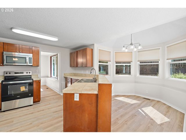 6760 Sw 177TH Pl, Beaverton, OR 97007