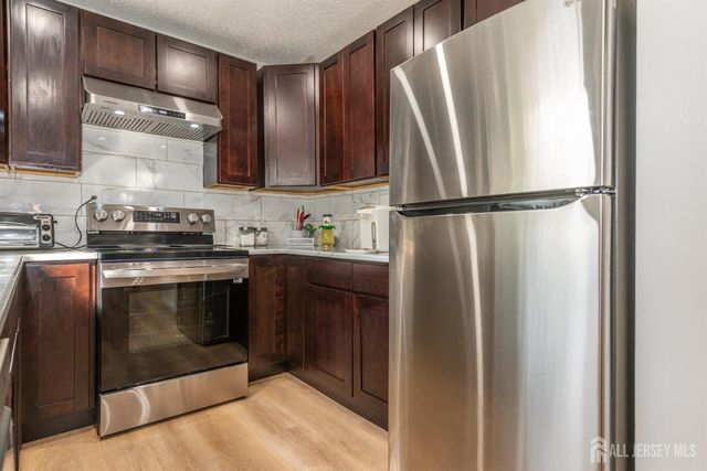 1133 Livingston Avenue, North Brunswick, NJ 08902