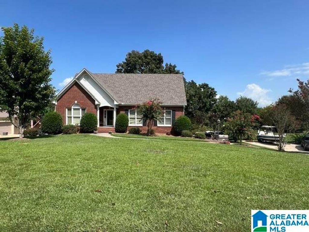 102 HEATHER RIDGE DRIVE, Pelham, AL 35124