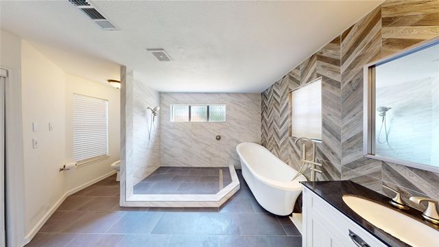 4917 Meadow Vista Place, Garland, TX 75043