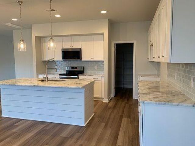 603 Mclernon Trace, Johns Island, SC 29455