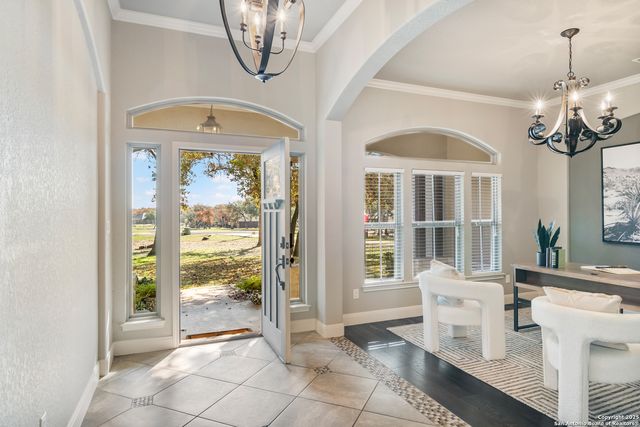 112 Elk Run, La Vernia, TX 78121