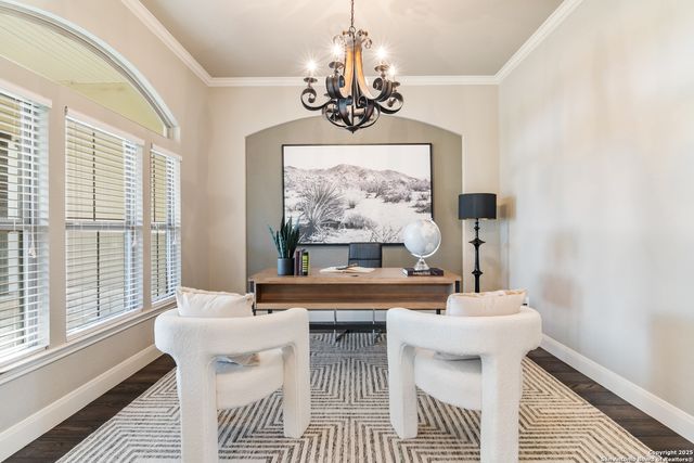 112 Elk Run, La Vernia, TX 78121