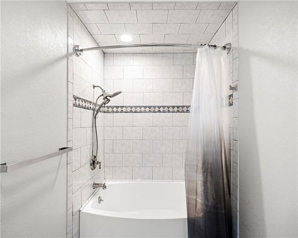 13738 Primavera Dr, Corpus Christi, TX 78418