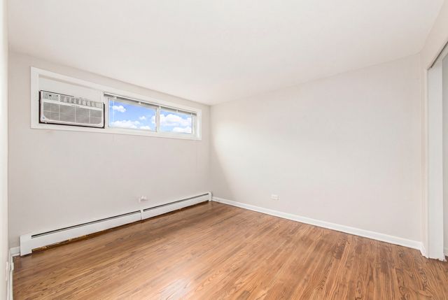 4258 N Greenview Avenue 3E, Chicago, IL 60613