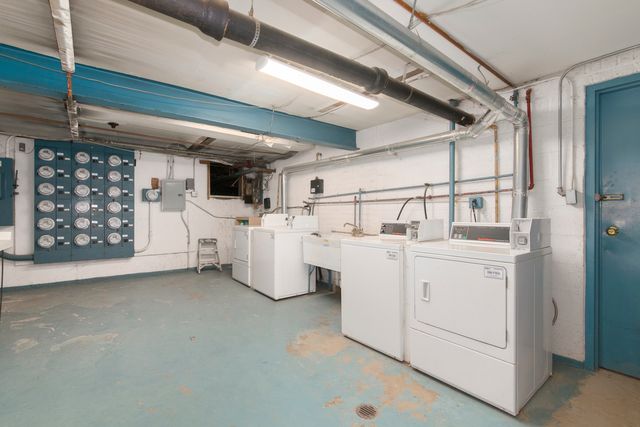 4258 N Greenview Avenue 3E, Chicago, IL 60613