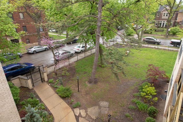 4258 N Greenview Avenue 3E, Chicago, IL 60613
