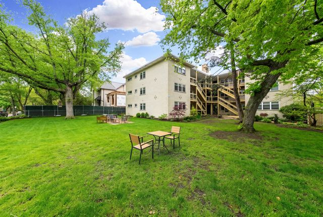 4258 N Greenview Avenue 3E, Chicago, IL 60613