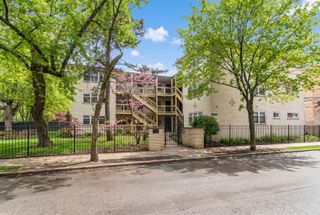 4258 N Greenview Avenue 3E, Chicago, IL 60613