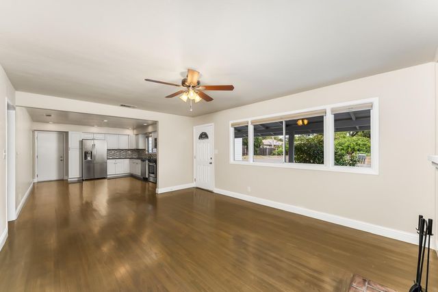 2551 Lillian Ln, Carmichael, CA 95608