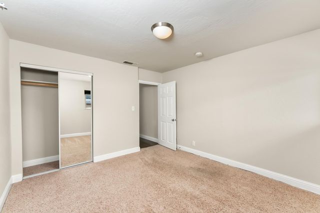 2551 Lillian Ln, Carmichael, CA 95608