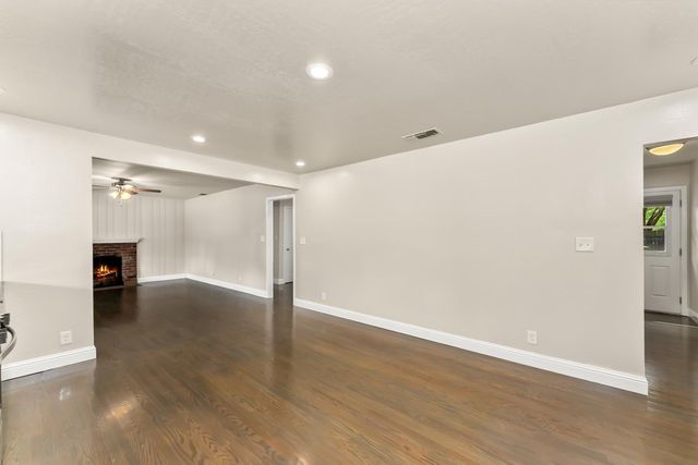 2551 Lillian Ln, Carmichael, CA 95608