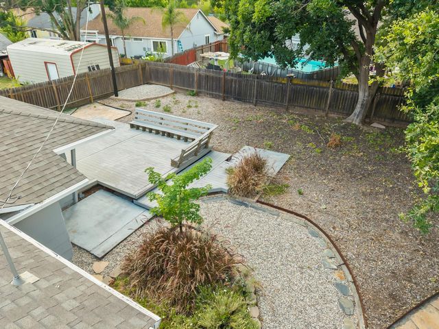 2551 Lillian Ln, Carmichael, CA 95608