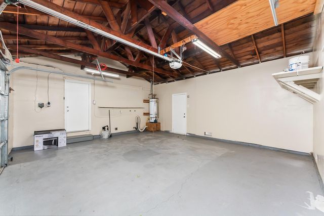 2551 Lillian Ln, Carmichael, CA 95608
