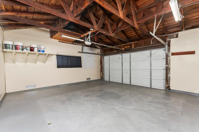 2551 Lillian Ln, Carmichael, CA 95608
