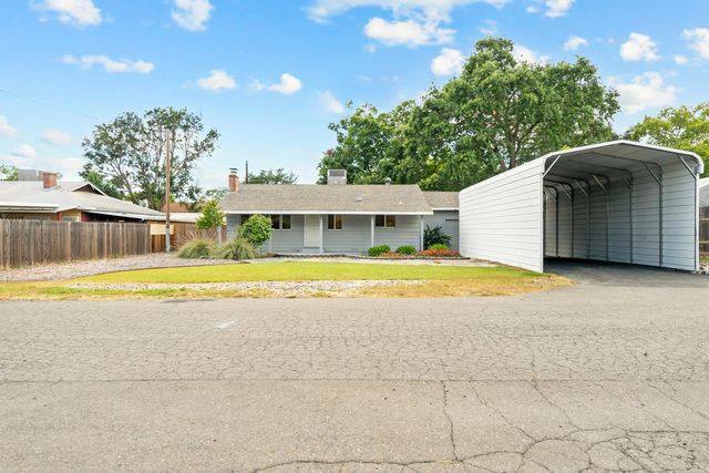 2551 Lillian Ln, Carmichael, CA 95608