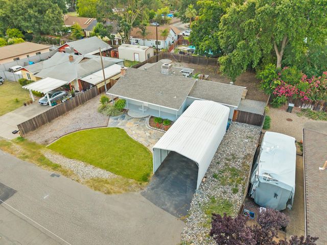 2551 Lillian Ln, Carmichael, CA 95608