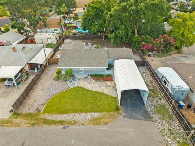 2551 Lillian Ln, Carmichael, CA 95608