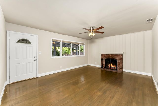 2551 Lillian Ln, Carmichael, CA 95608