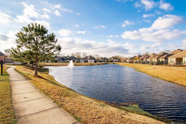 14628 Lake Town Dr, Baton Rouge, LA 70810