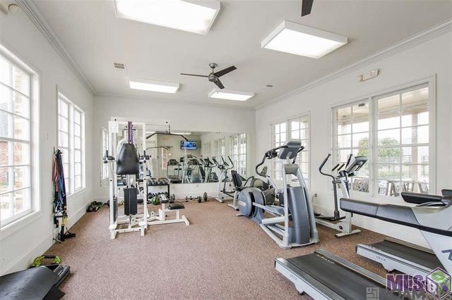 14628 Lake Town Dr, Baton Rouge, LA 70810