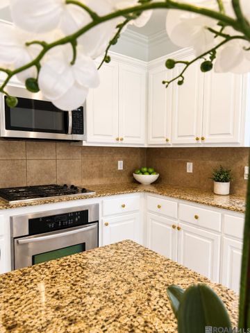14628 Lake Town Dr, Baton Rouge, LA 70810