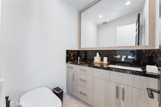 552 Seaward Rd, Corona Del Mar (newport Beach), CA 92625