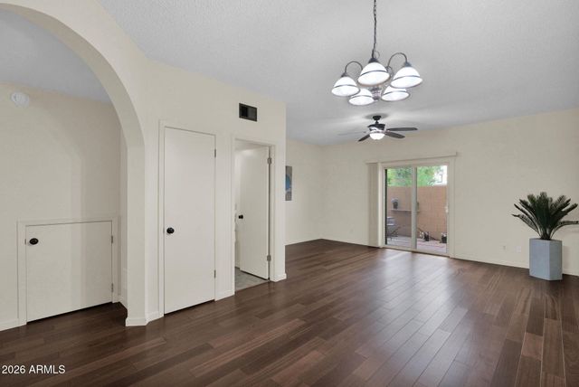 1935 W MORTEN Avenue 23, Phoenix, AZ 85021