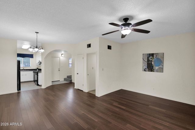 1935 W MORTEN Avenue 23, Phoenix, AZ 85021