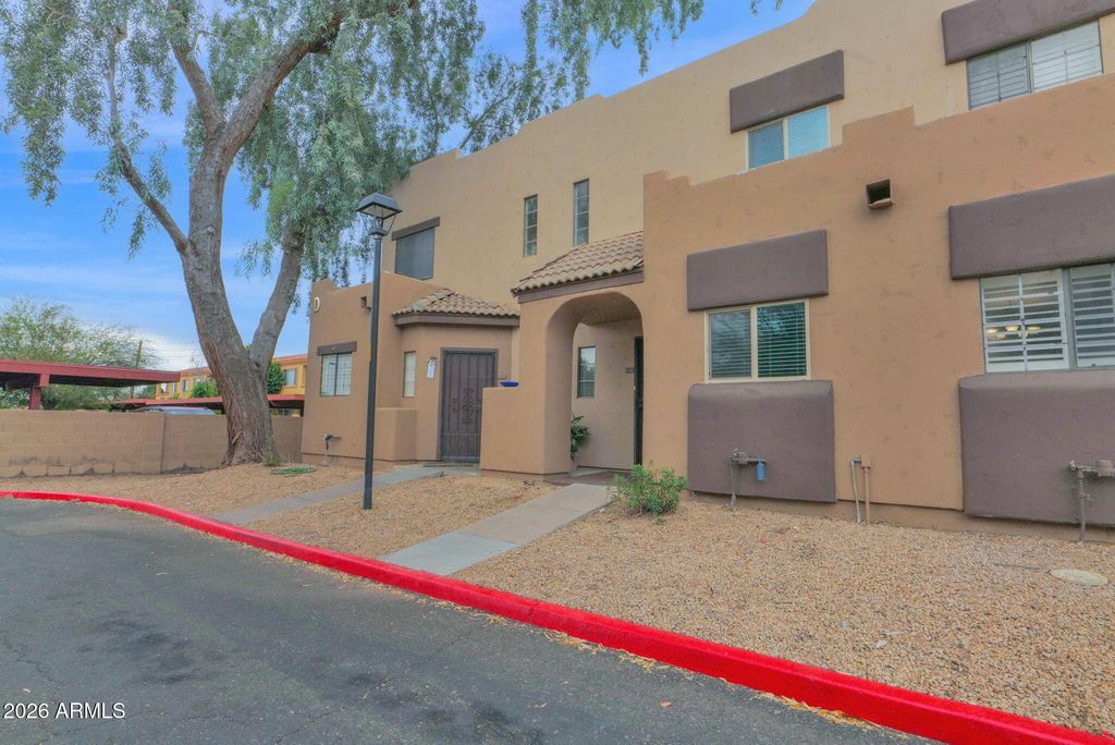 1935 W MORTEN Avenue 23, Phoenix, AZ 85021 — photo 2