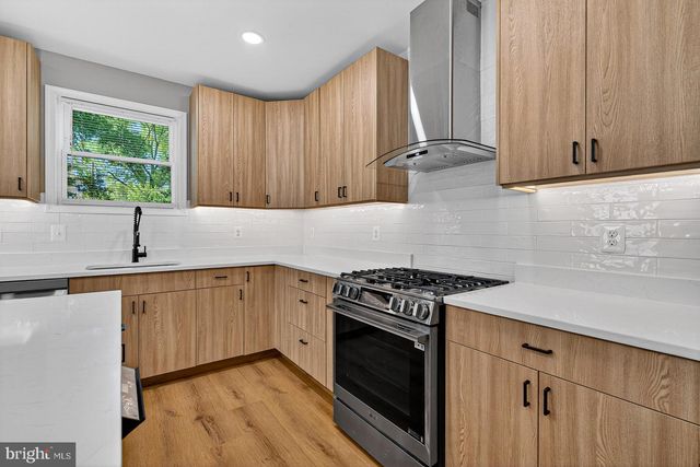 3045 FLEETWOOD AVE, Baltimore, MD 21214