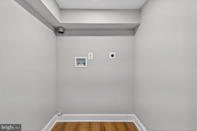 3045 FLEETWOOD AVE, Baltimore, MD 21214