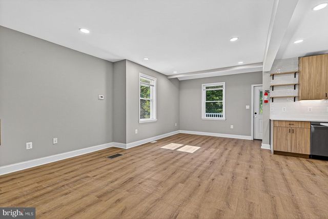 3045 FLEETWOOD AVE, Baltimore, MD 21214