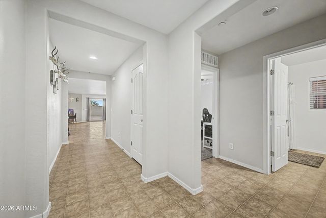 15740 W SHAW BUTTE Drive, Surprise, AZ 85379
