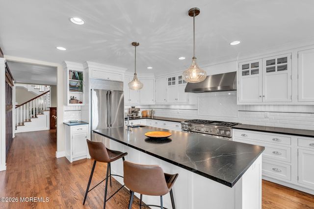 82 Conover Lane, Red Bank, NJ 07701